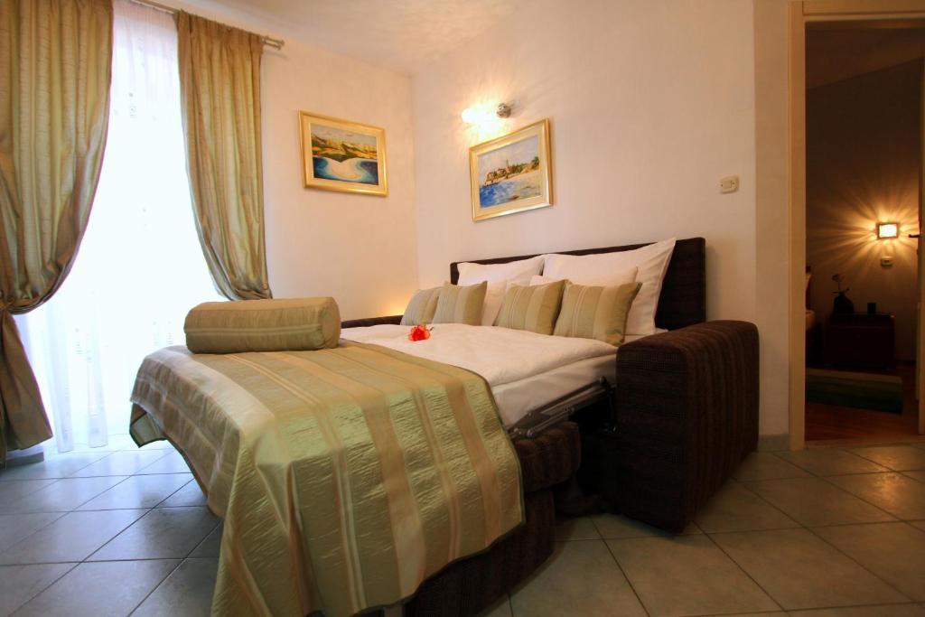 Apartments Amore Bol Room photo