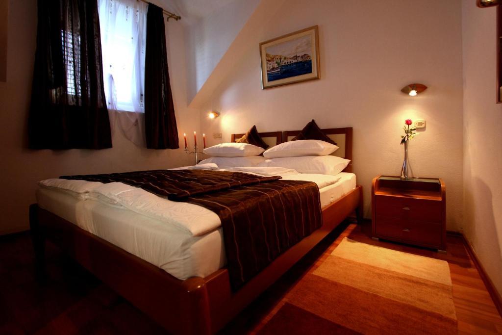 Apartments Amore Bol Room photo